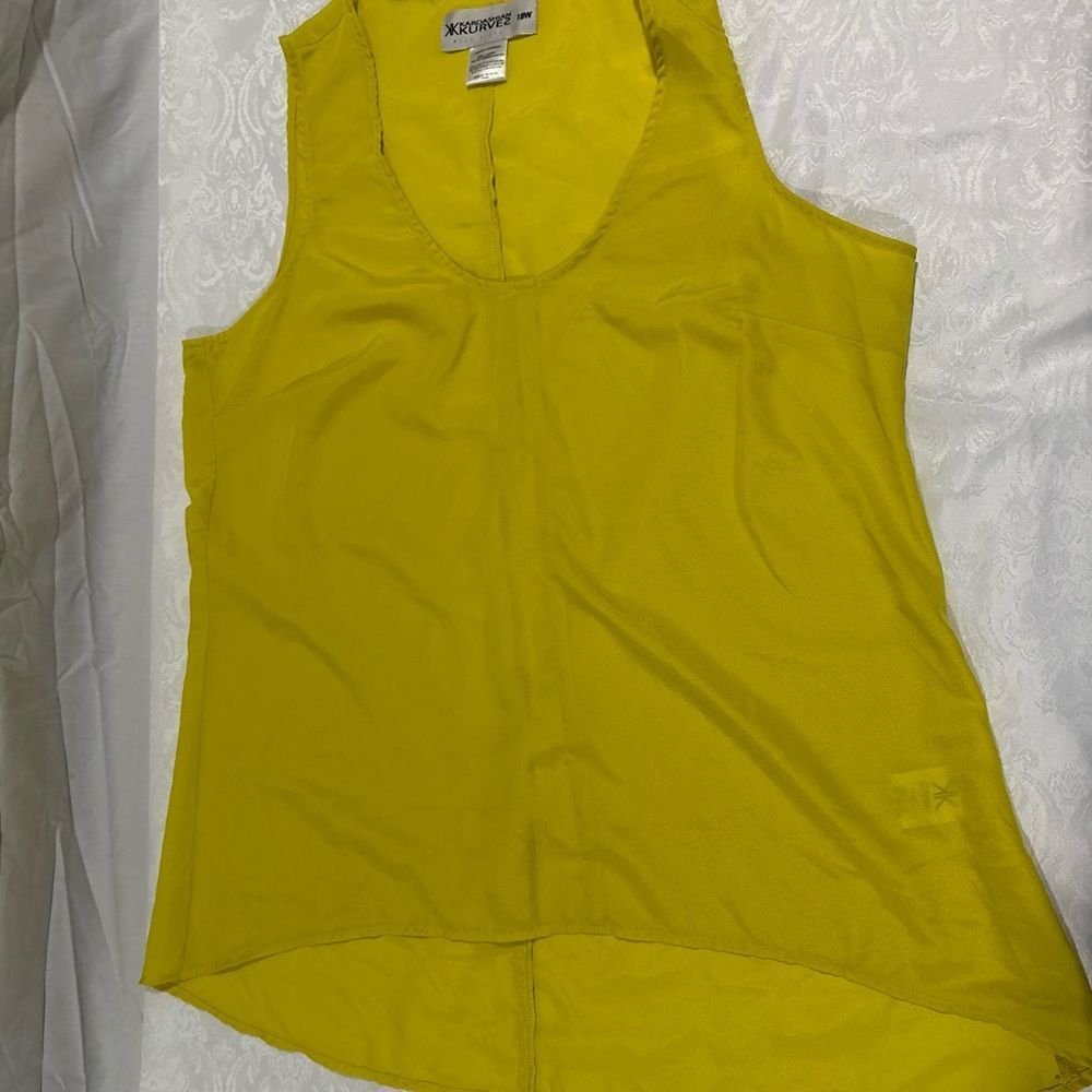 Kardashian Bright Yellow Tank Top woman’s 18w